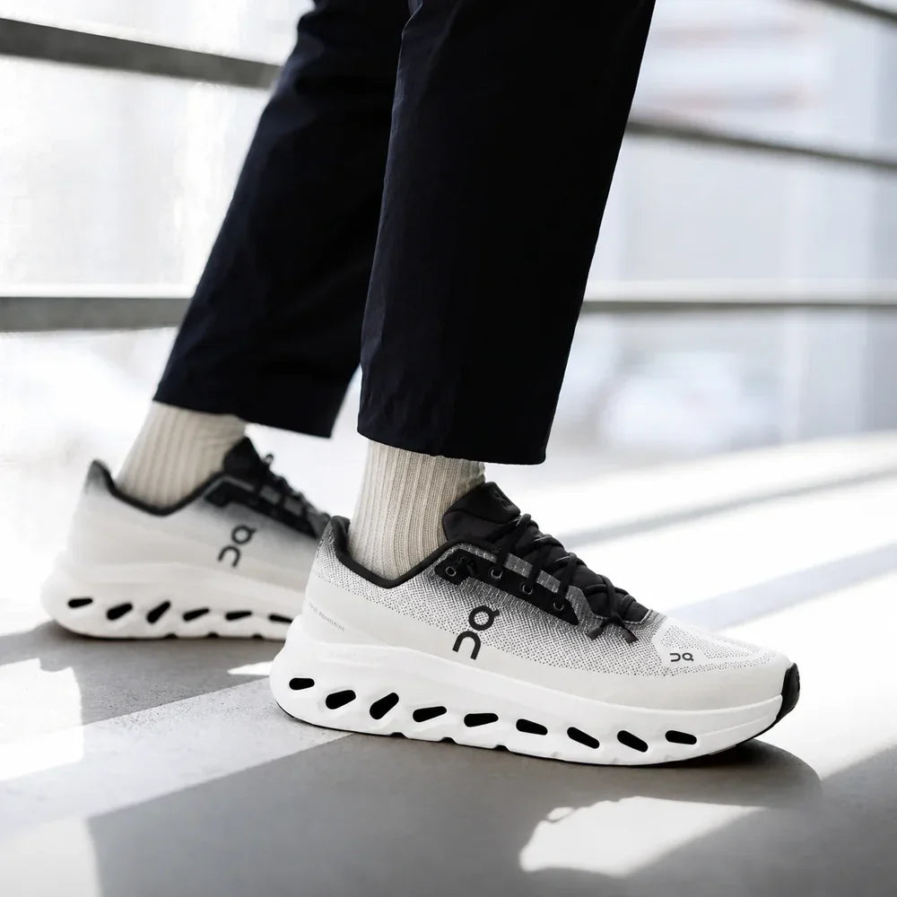 OR Cloudtilt Black | Ivory