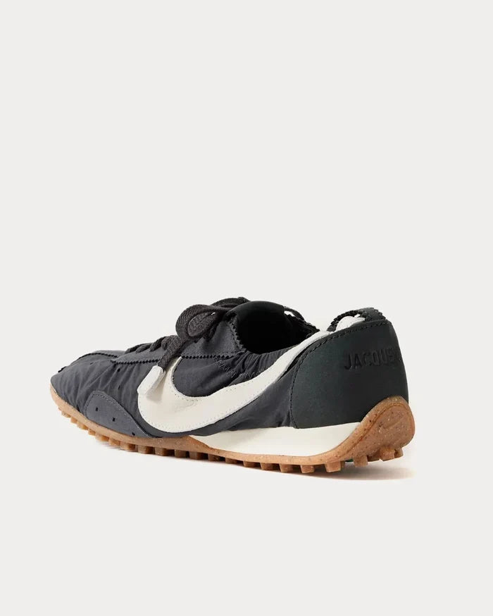 Jacquemus x Nike Women's Moon