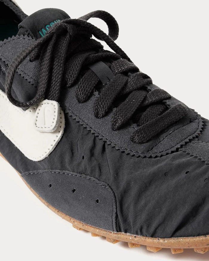 Jacquemus x Nike Women's Moon