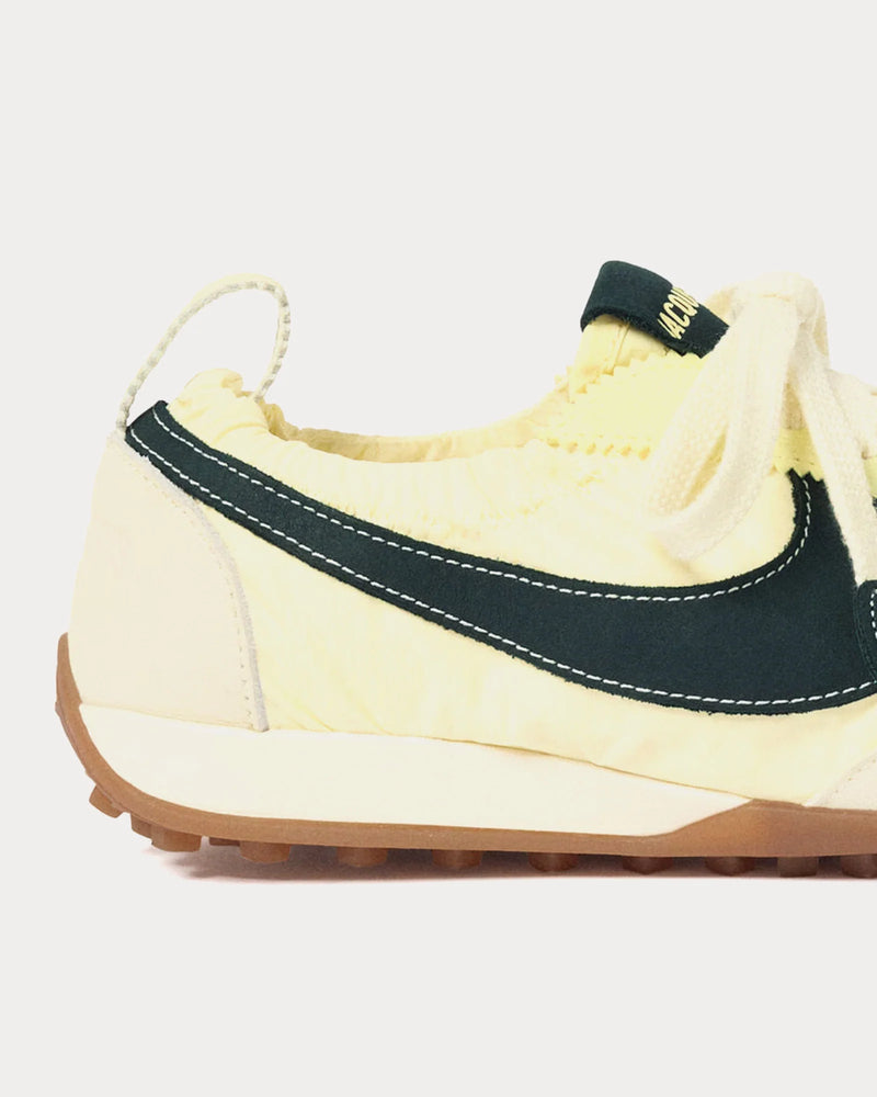 Jacquemus x Nike Women's Moon